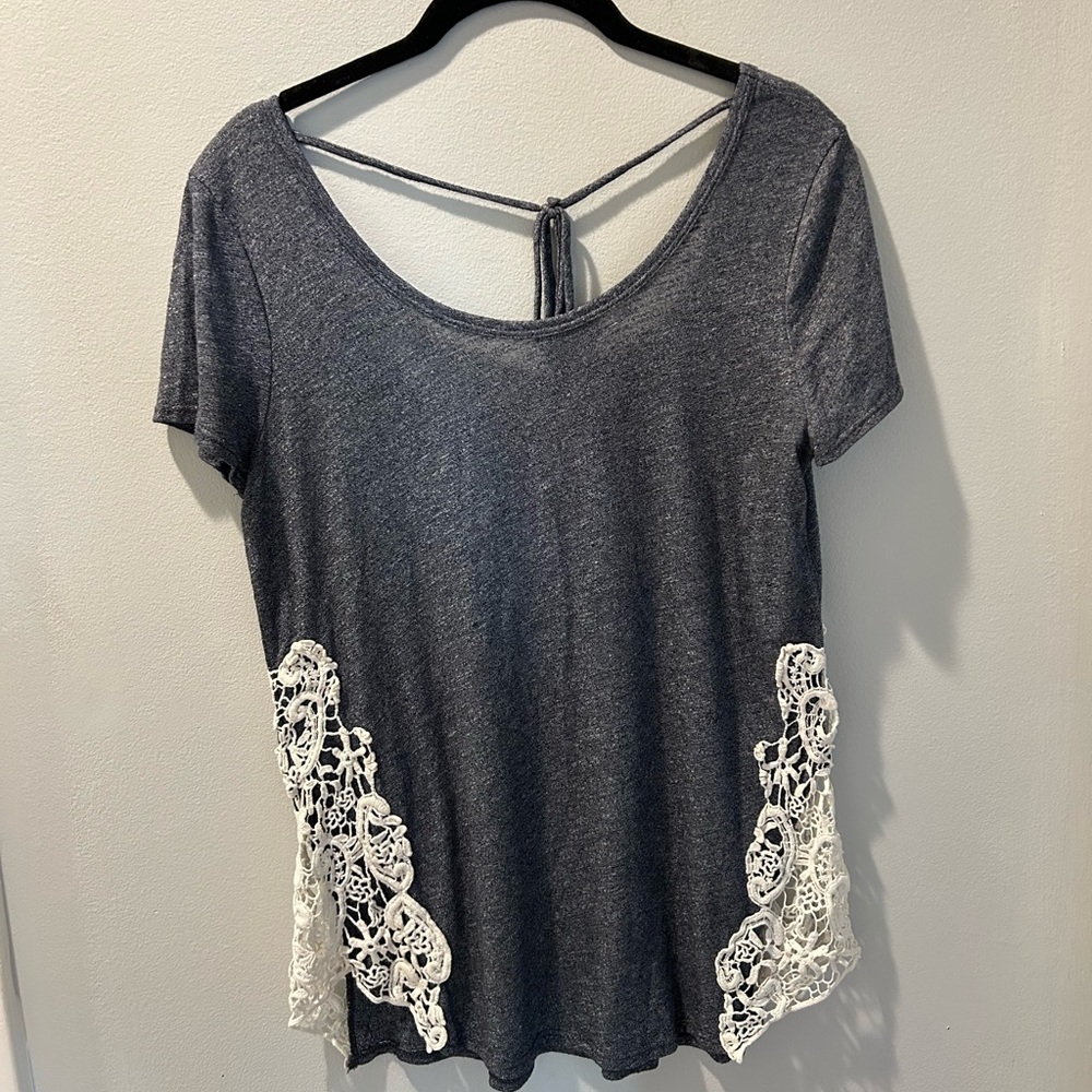 Charming Charlie Boutique Shirt Women’s Medium